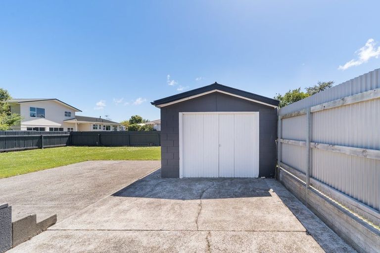 Photo of property in 49 College Street, Awapuni, Palmerston North, 4412