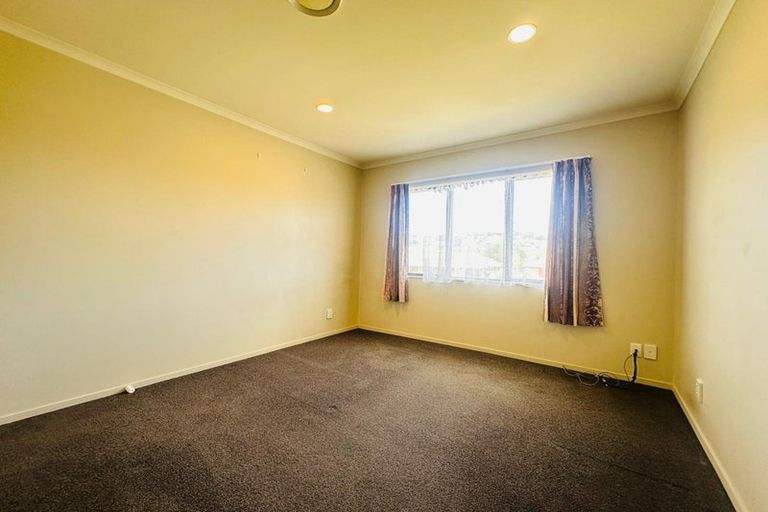 Photo of property in 5 Drumbeg Close, Flat Bush, Auckland, 2019