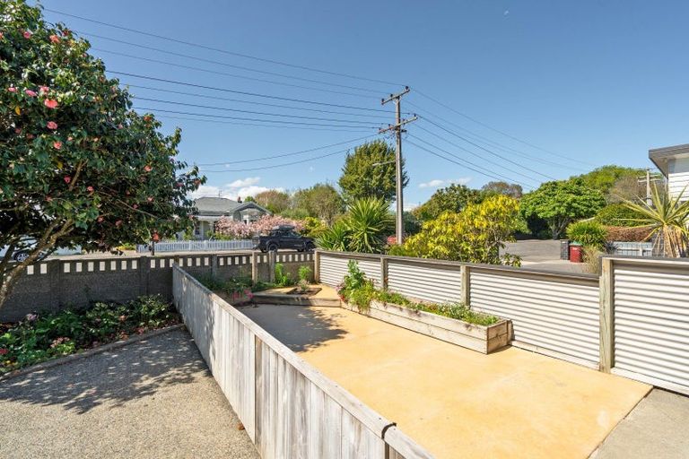 Photo of property in 12 Howard Street, Carterton, 5713