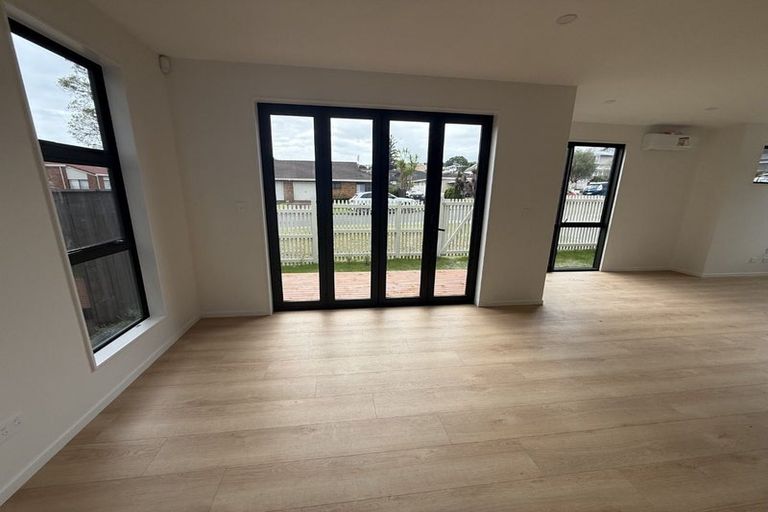 Photo of property in 1/44 Abercrombie Street, Howick, Auckland, 2014