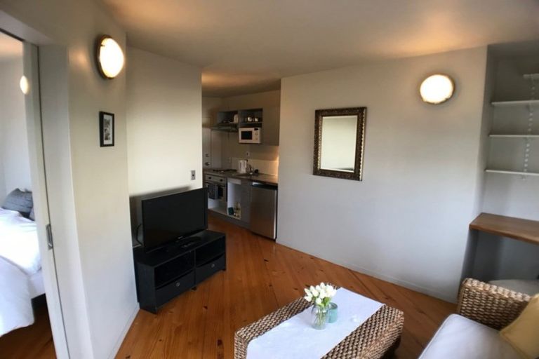 Photo of property in 8 Scotia Place, Te Kamo, Whangarei, 0112