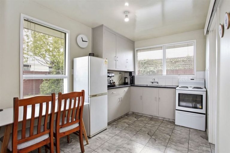 Photo of property in 59 Winters Road, Redwood, Christchurch, 8051