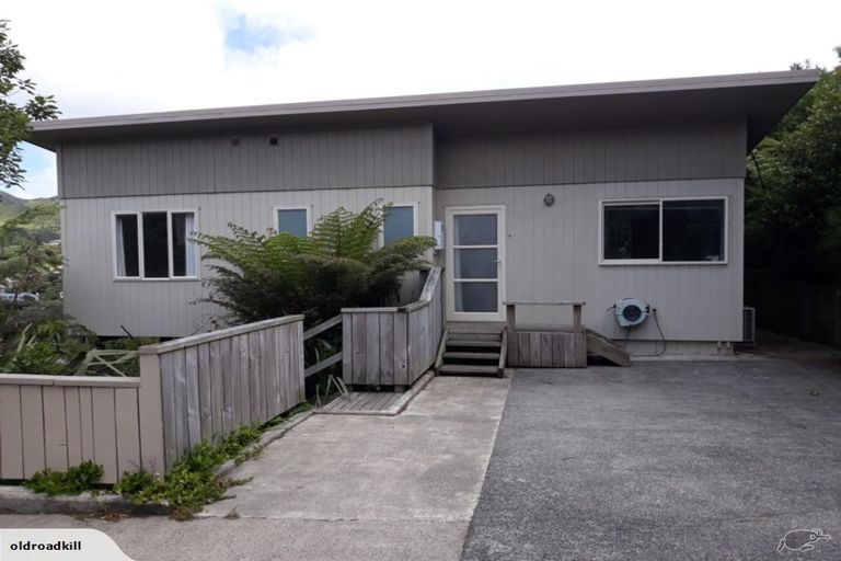 Photo of property in 7a Birch Street, Johnsonville, Wellington, 6037