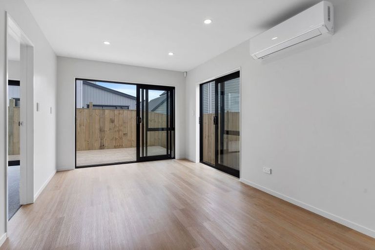 Photo of property in 2 Military Lane, Papakura, 2110