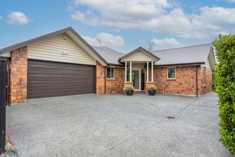 Photo of property in 8 Elm Drive, Rangiora, 7400