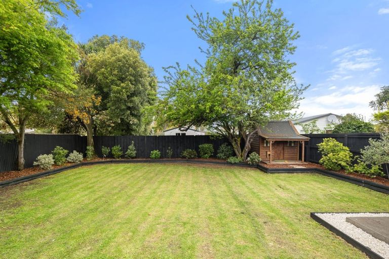 Photo of property in 180 Grahams Road, Burnside, Christchurch, 8053
