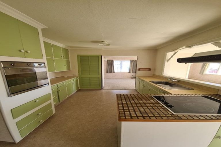 Photo of property in 52 Trafalgar Street, Levin, 5510