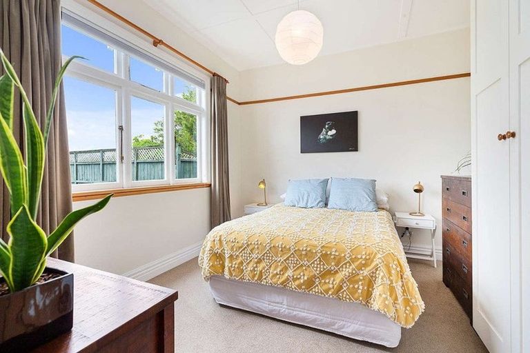 Photo of property in 3 Hawtrey Terrace, Johnsonville, Wellington, 6037