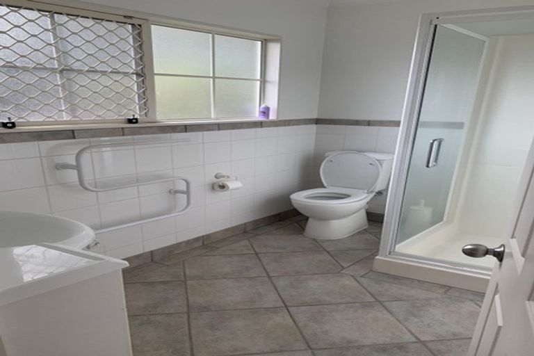 Photo of property in 13 Moss Crescent, Takanini, 2112