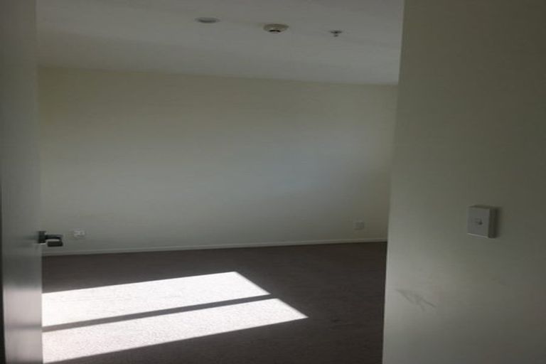 Photo of property in 304/160a Hobsonville Point Road, Hobsonville, Auckland, 0616