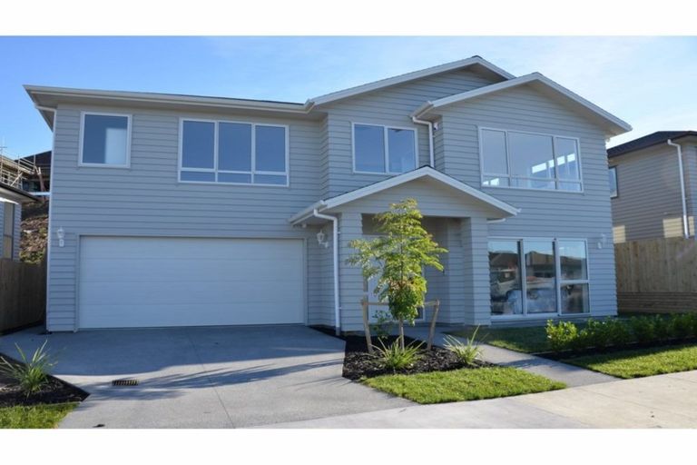 Photo of property in 98 Godfrey Drive, Orewa, 0931