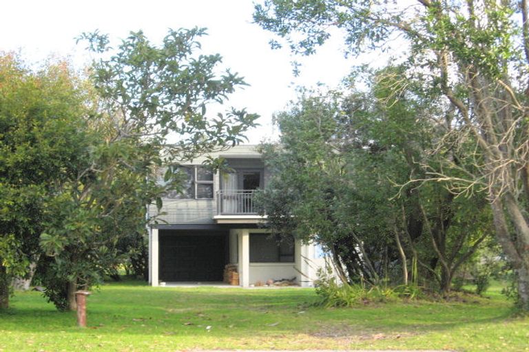 Photo of property in 151 Patuwai Drive, Whangamata, 3620