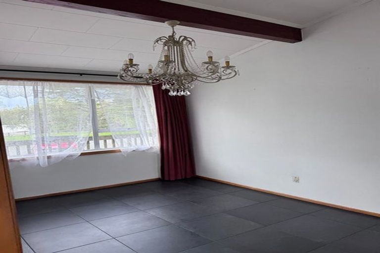 Photo of property in 42 Potts Road, Whitford, Howick, 2571