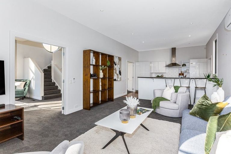 Photo of property in 10 Upland Road, Kelburn, Wellington, 6012