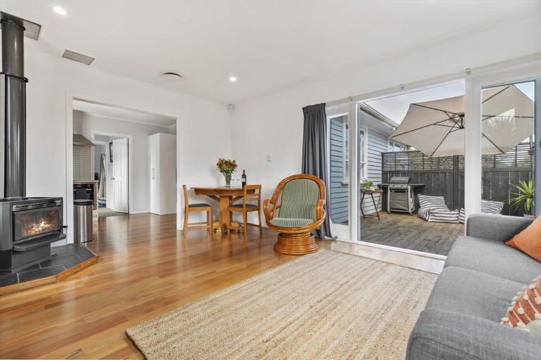 Photo of property in 40 Friedlanders Road, Manurewa, Auckland, 2102