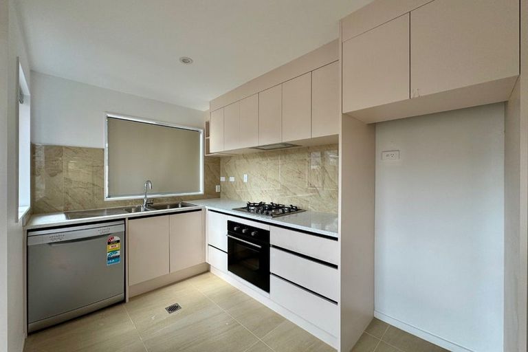 Photo of property in 86 Priestley Drive, Bucklands Beach, Auckland, 2014