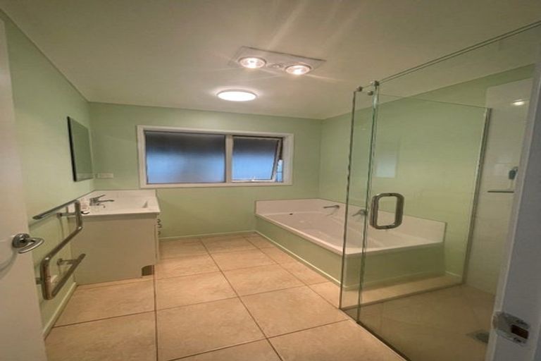 Photo of property in 70 Miro Street, Inglewood, 4330