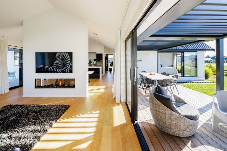 Photo of property in 10 Moemoea Place, Cambridge, 3434