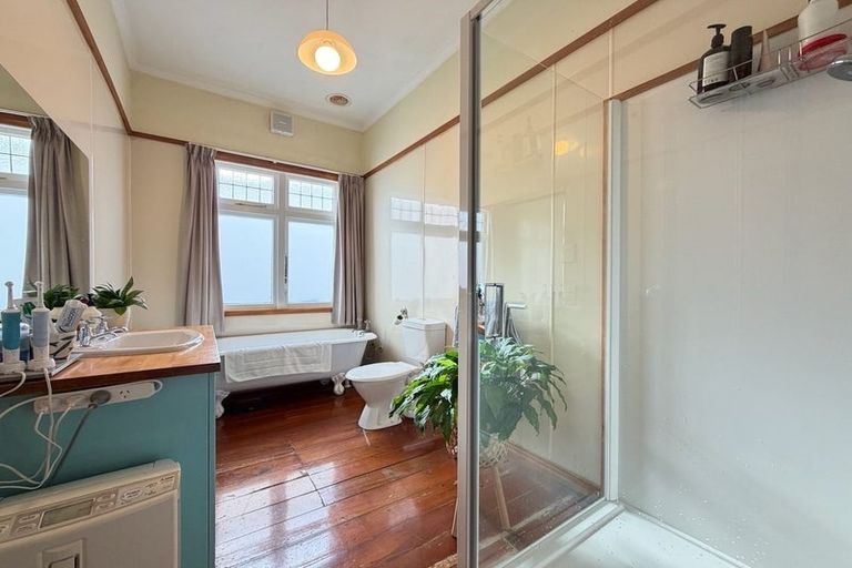 Photo of property in 61 Owen Street, Newtown, Wellington, 6021