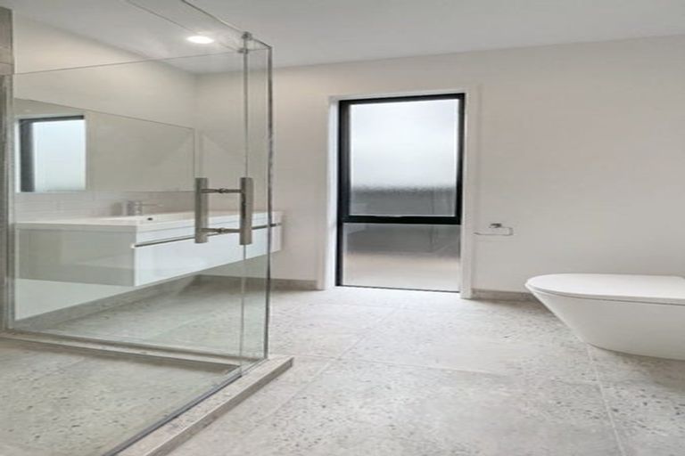 Photo of property in 11 Ara Reti, Mangere, Auckland, 2022