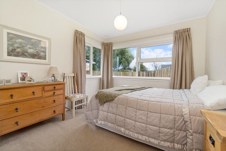 Photo of property in 89 Gloria Avenue, Te Atatu Peninsula, Auckland, 0610