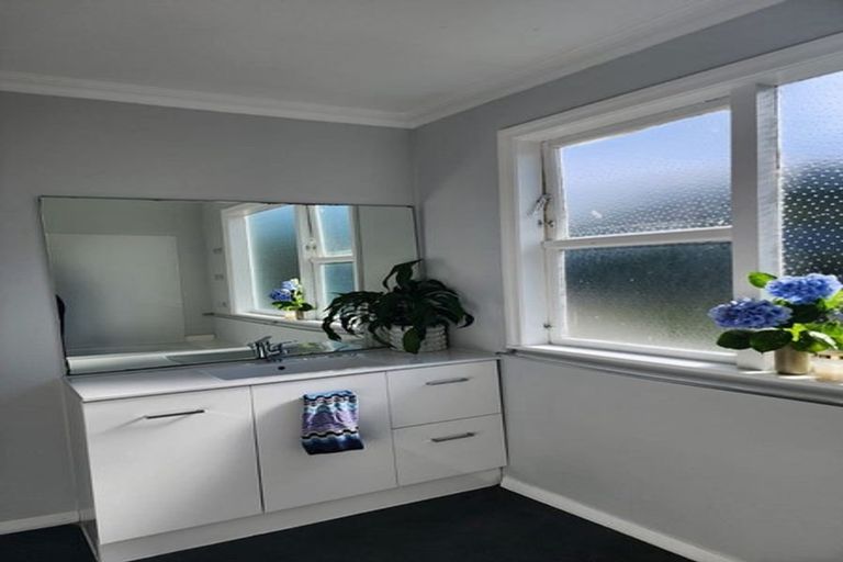 Photo of property in 56 Croydon Street, Karori, Wellington, 6012