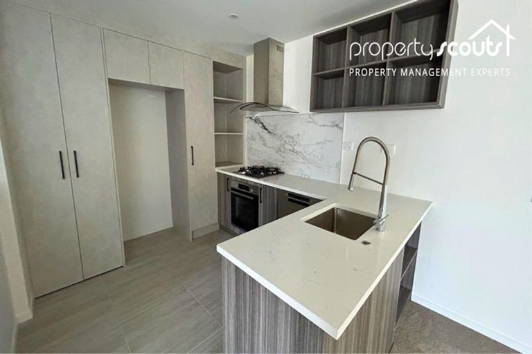 Photo of property in 3/116 Colwill Road, Massey, Auckland, 0614