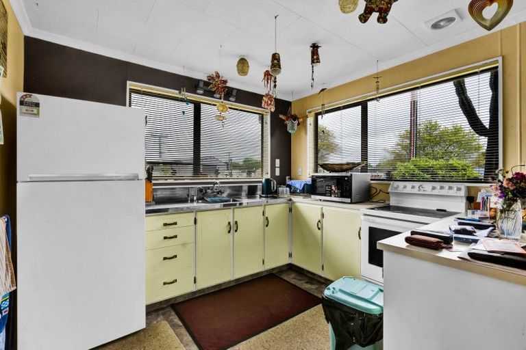 Photo of property in 2/168 Juliet Street, Stratford, 4332