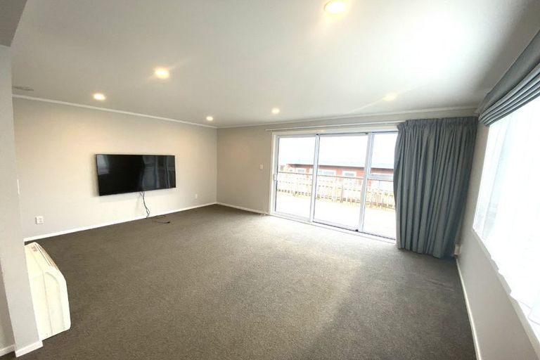 Photo of property in 12 Romesdale Road, Papakowhai, Porirua, 5024