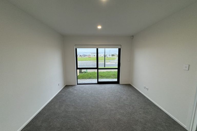 Photo of property in 2 Kaitiaki Drive, Clarks Beach, 2122