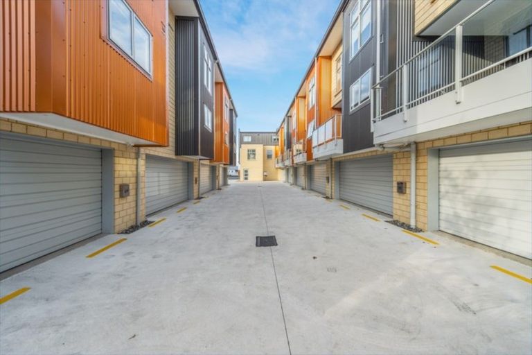 Photo of property in 7u9 Vialou Street, Hamilton Central, Hamilton, 3204