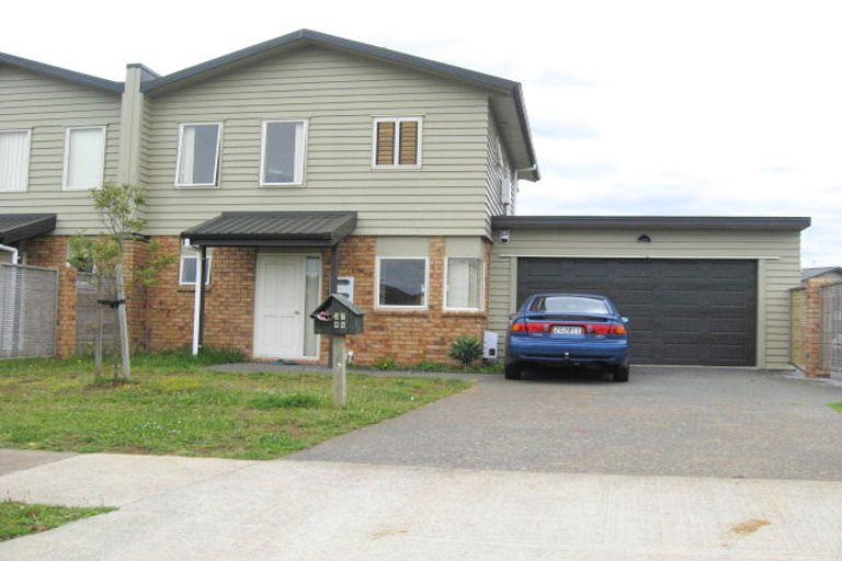 Photo of property in 2/45 Secoia Crescent, Mangere, Auckland, 2022