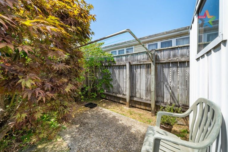 Photo of property in 27a Malone Road, Waterloo, Lower Hutt, 5011