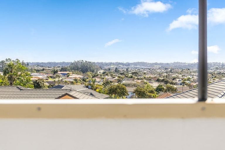 Photo of property in 33 Gala Place, Henderson, Auckland, 0612
