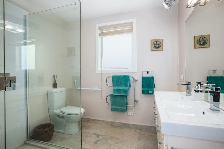 Photo of property in 61 James Cook Drive, Whitby, Porirua, 5024