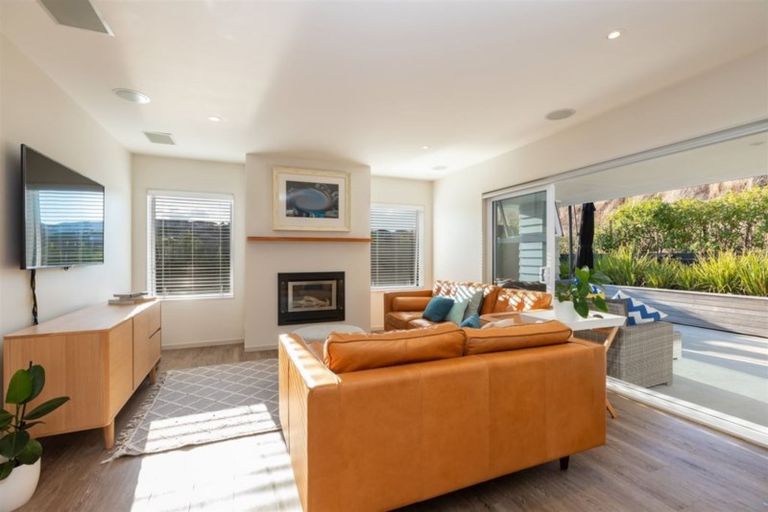 Photo of property in 14 Kahu Close, Orewa, 0931