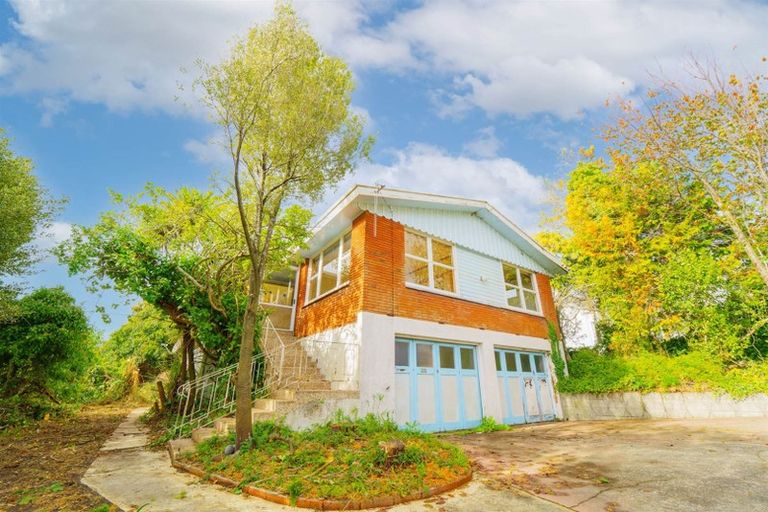 Photo of property in 253 Cambridge Road, Hillcrest, Hamilton, 3216