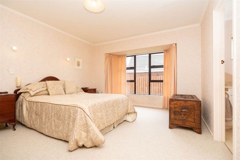 Photo of property in 84 Pelorus Street, Glenview, Hamilton, 3206