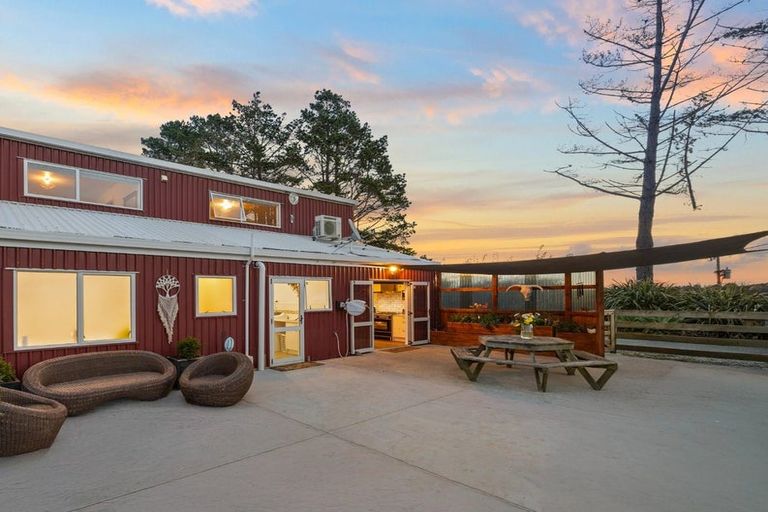 Photo of property in 555 Bickerstaffe Road, Maungaturoto, 0587