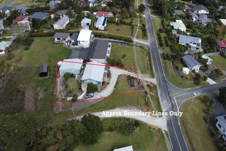 Photo of property in 35 Colonel Mould Drive, Mangonui, 0420