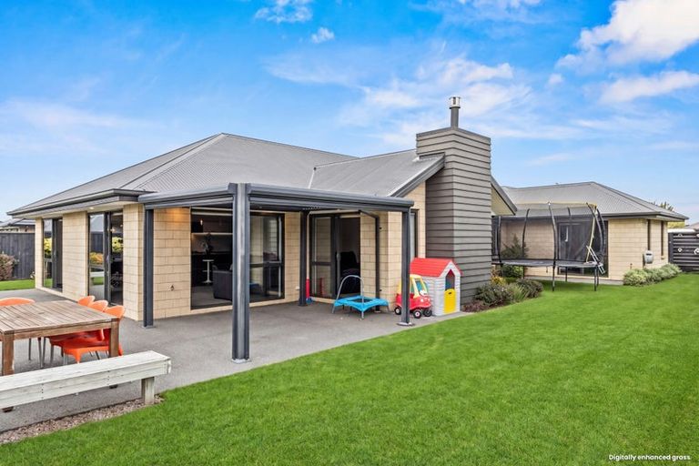 Photo of property in 15 Rapley Street, Kaiapoi, 7630