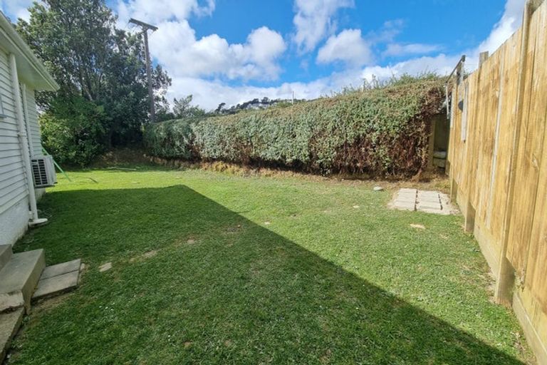 Photo of property in 41 Hindmarsh Street, Johnsonville, Wellington, 6037