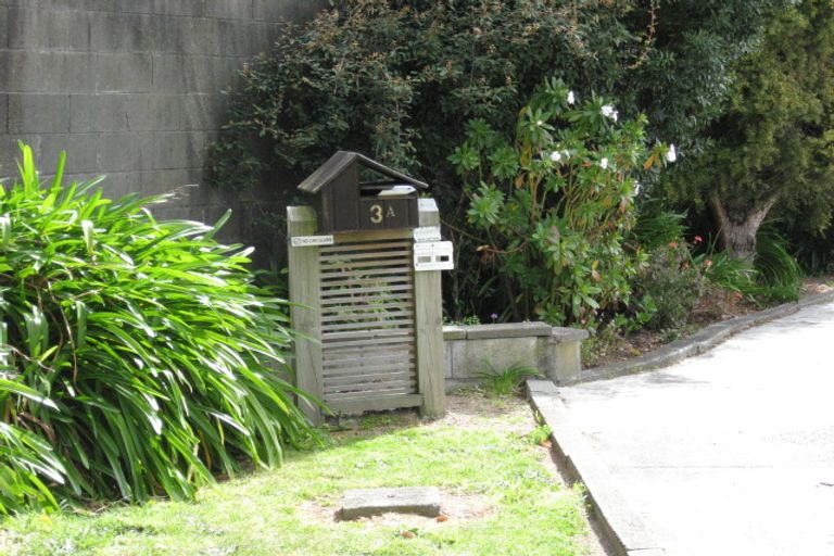 Photo of property in 3 Larch Grove, Paraparaumu, 5032