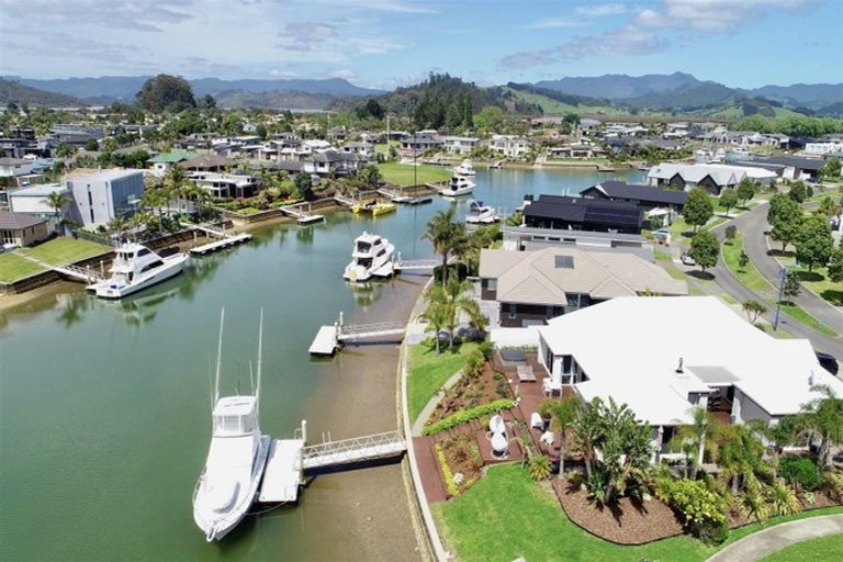 Photo of property in 25 Leeward Drive, Whitianga, 3510