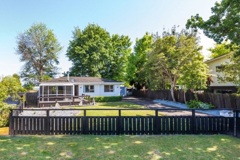 Photo of property in 2 Swan Close, Richmond Heights, Taupo, 3330