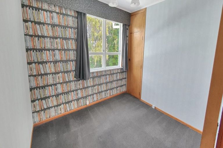 Photo of property in 35 Hartley Terrace, Massey, Auckland, 0614