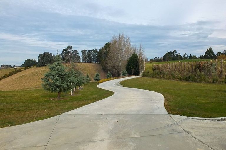 Photo of property in 33 Trailview Lane, Weston, Oamaru, 9401