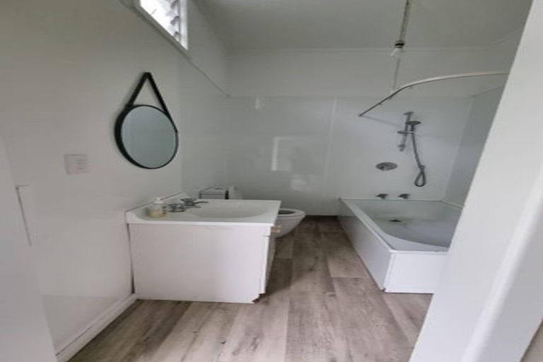 Photo of property in 16 Lindum Terrace, Roseneath, Wellington, 6011