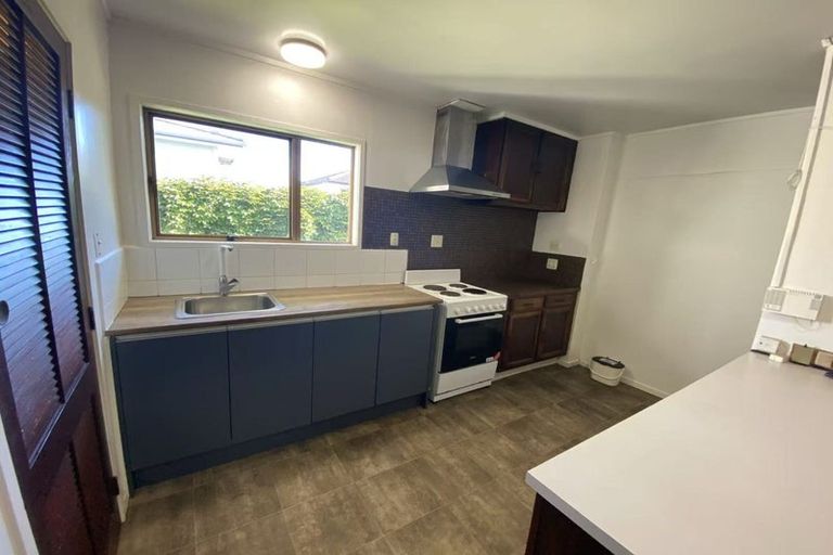 Photo of property in 1/26 Wattle Street, New Lynn, Auckland, 0600