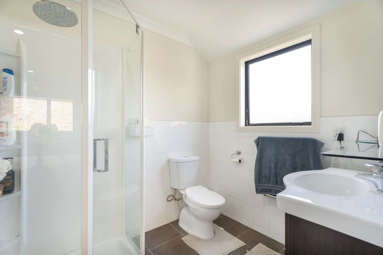 Photo of property in 42 Tongariro Drive, Aotea, Porirua, 5024